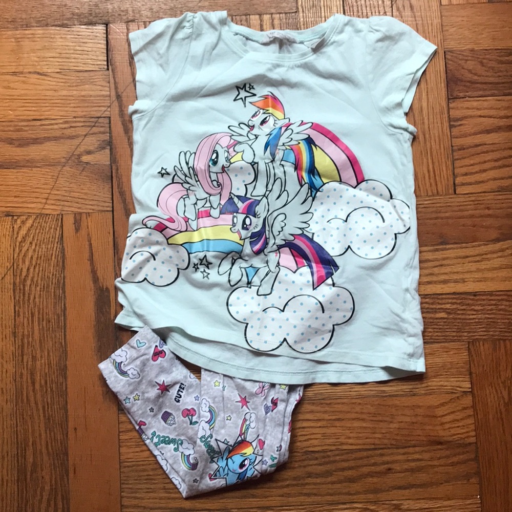 My little ponies outfit.